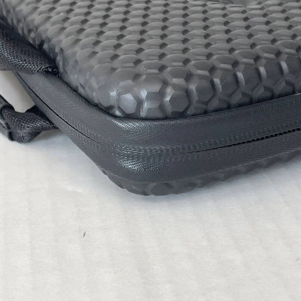 LAT_56 LP_01 SP140911 Travel Tablet/Small Laptop Carry Case Durable Waterproof